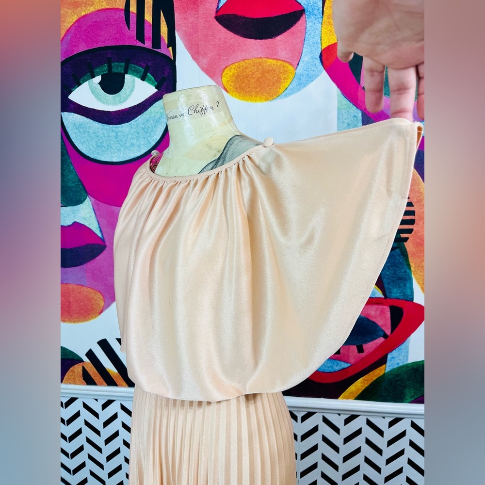 VTG 1970s Peach Maxi Dress - Picture 4 of 7